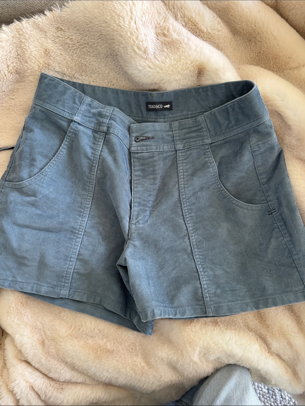 Toad&Co Dusty Blue Corduroy High-Waist Women's Shorts